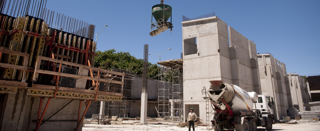 La obra del Nuevo Parque y Centro de Exposiciones y Convenciones ya muestra su arquitectura