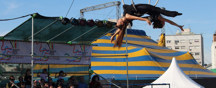 Espectáculos y talleres de trapecio en Buenos Aires Polo Circo