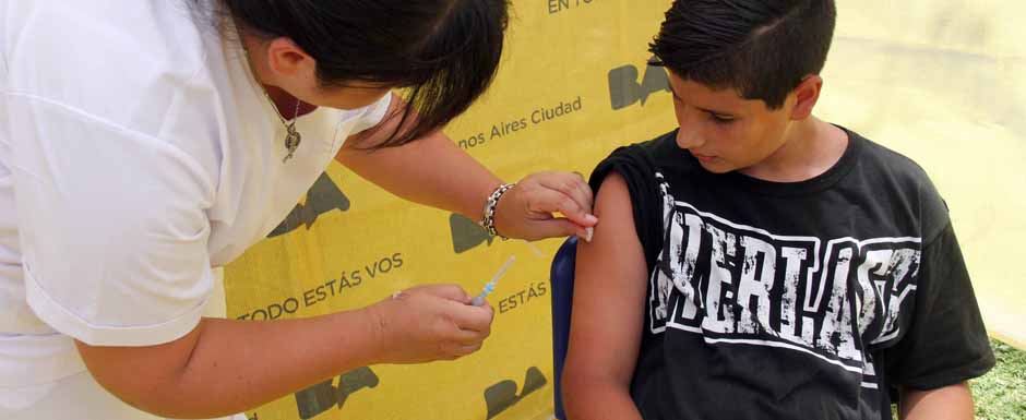 La Ciudad continúa con la campaña "Vuelta al cole con las vacunas al día"
