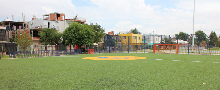 Un campo de juego nuevo para todos los chicos del barrio Ramón Carrillo