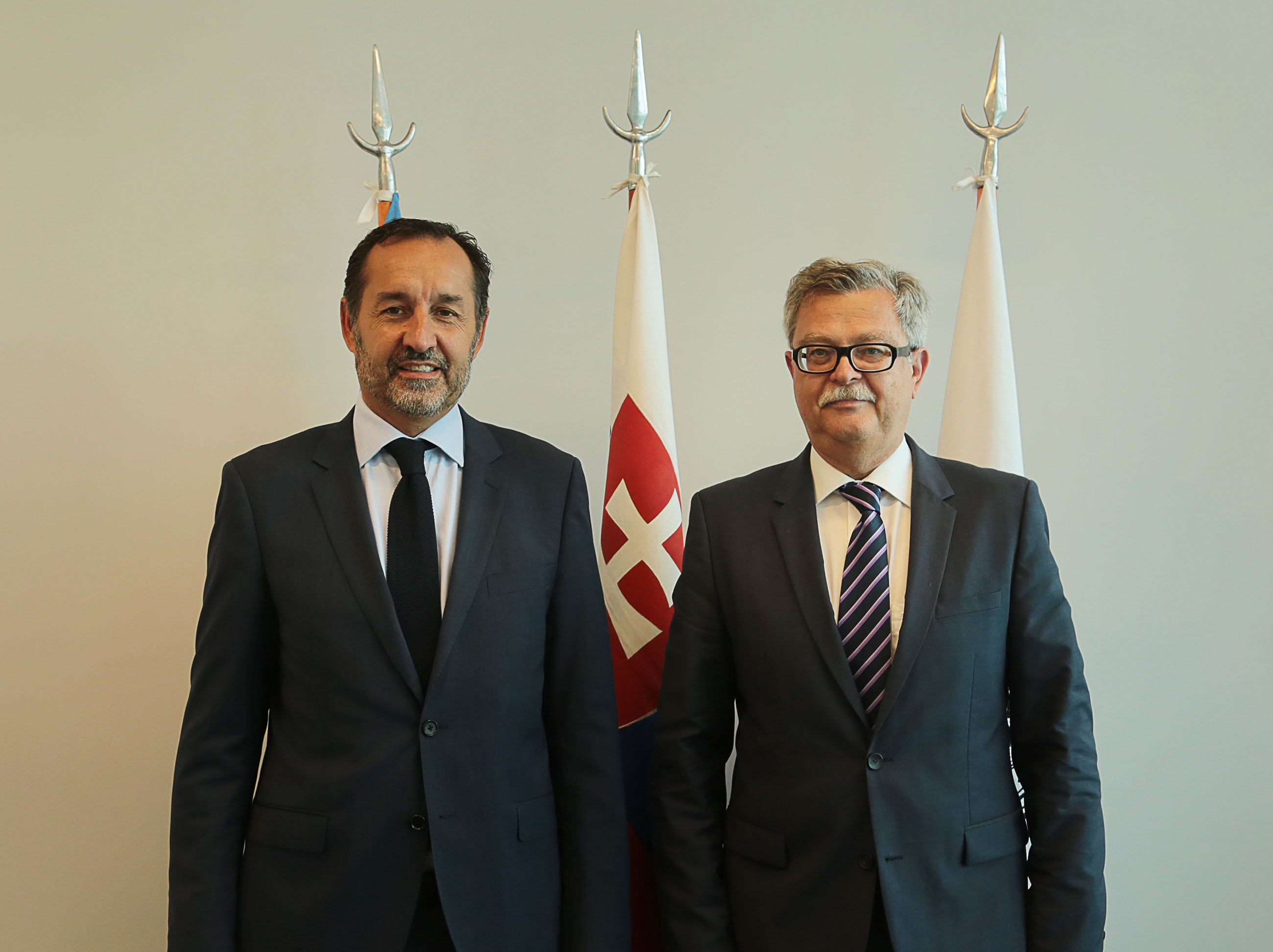 Visita del embajador de la República de Eslovaquia, Brasnilav Hitka.  