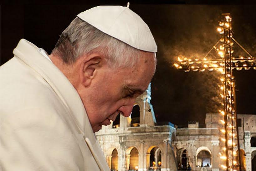 Francisco en el Vía Crucis 