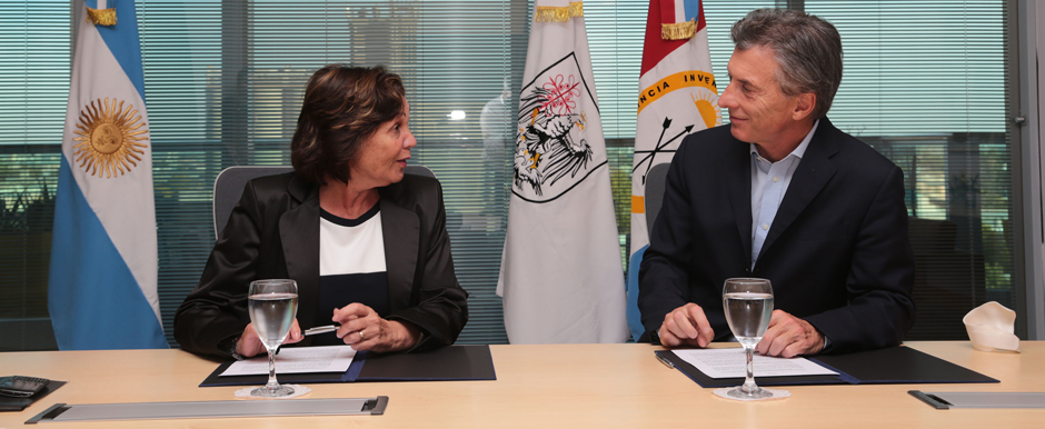 Mauricio Macri firmó un convenio de colaboración con el municipio santafesino de Funes