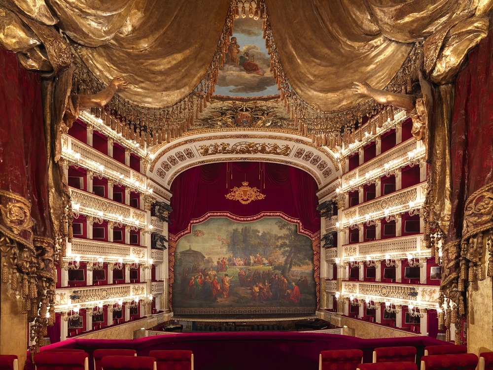 Visita de la Superintendente del Teatro de San Carlo de Nápoles