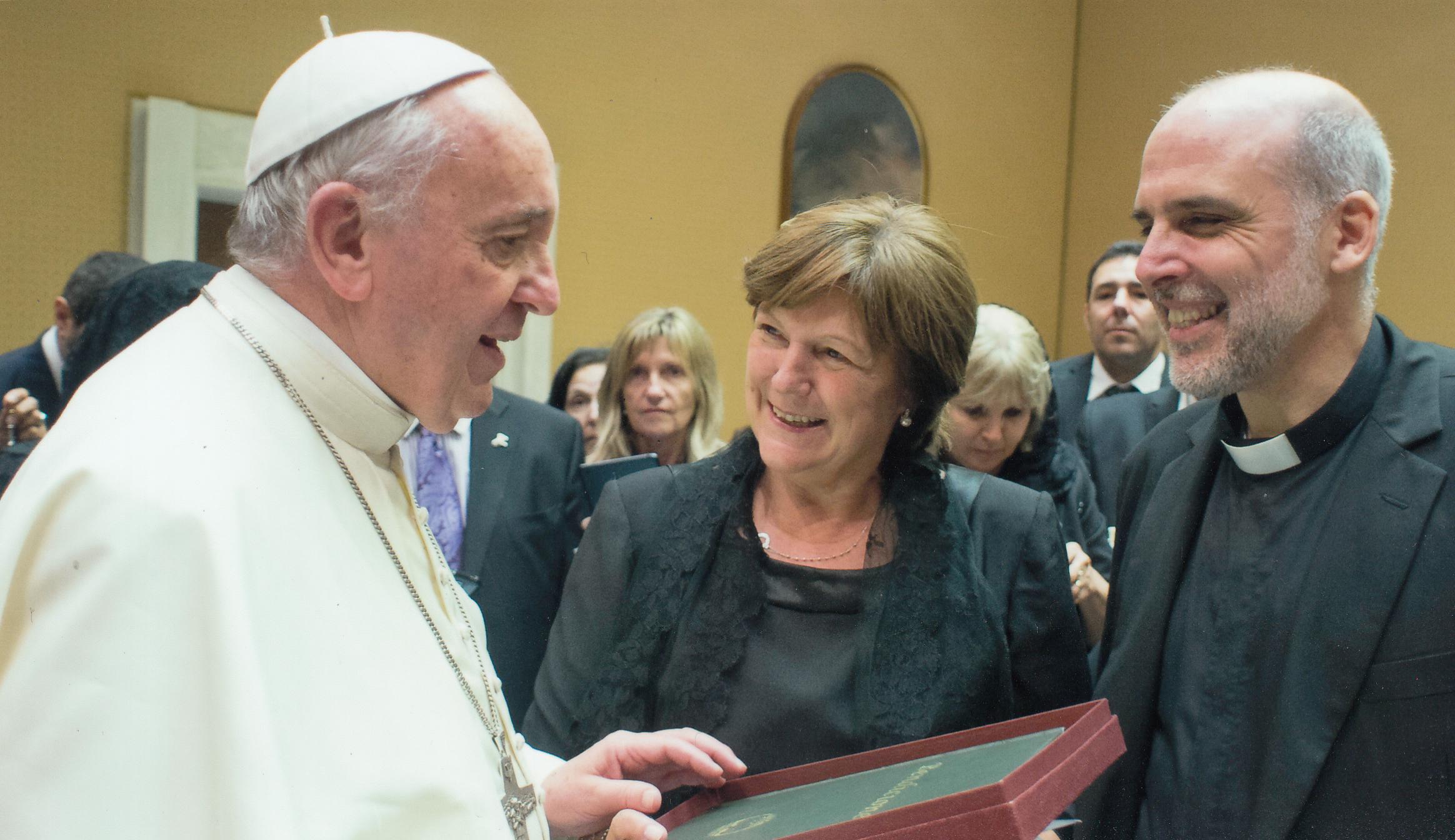 Se entregaron las intenciones del personal de salud a Su Santidad el Papa Francisco