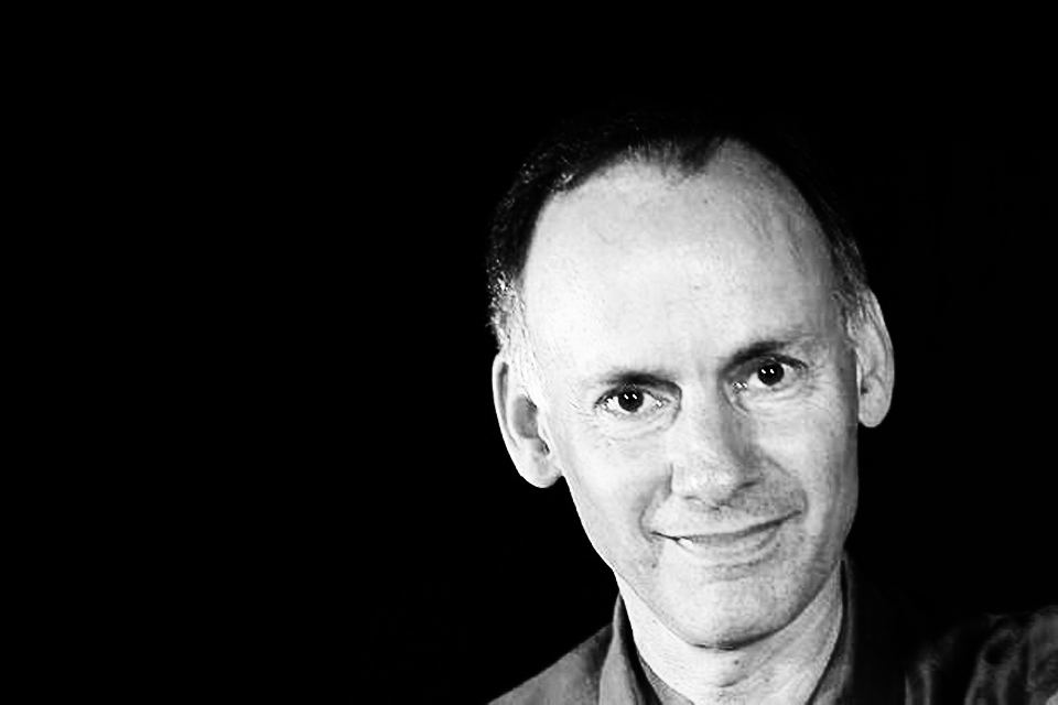 Encuentro internacional: Reportaje Público a Jonathan Hollander