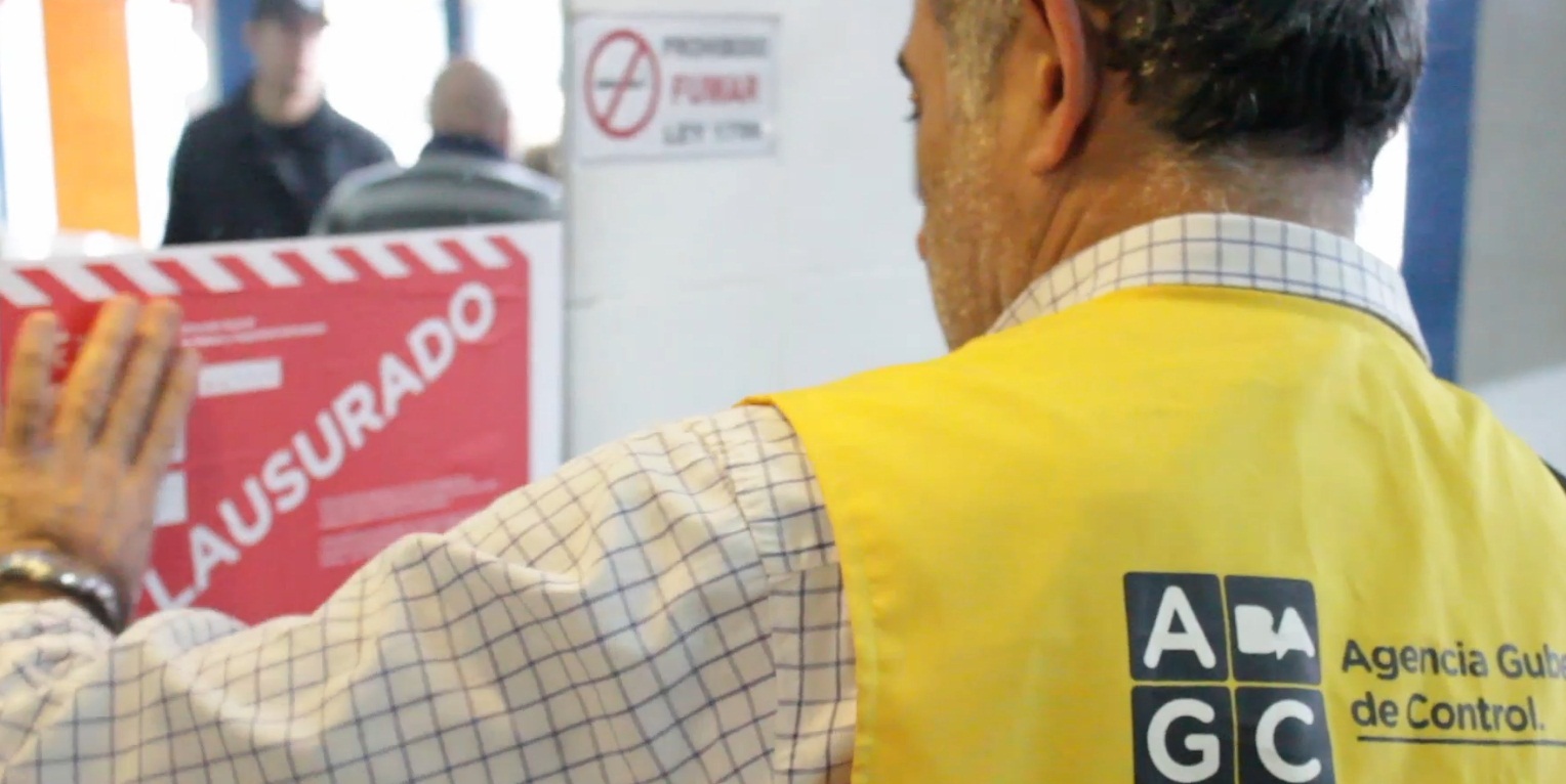 Clausuran locales de comida "al paso" por graves faltas de higiene