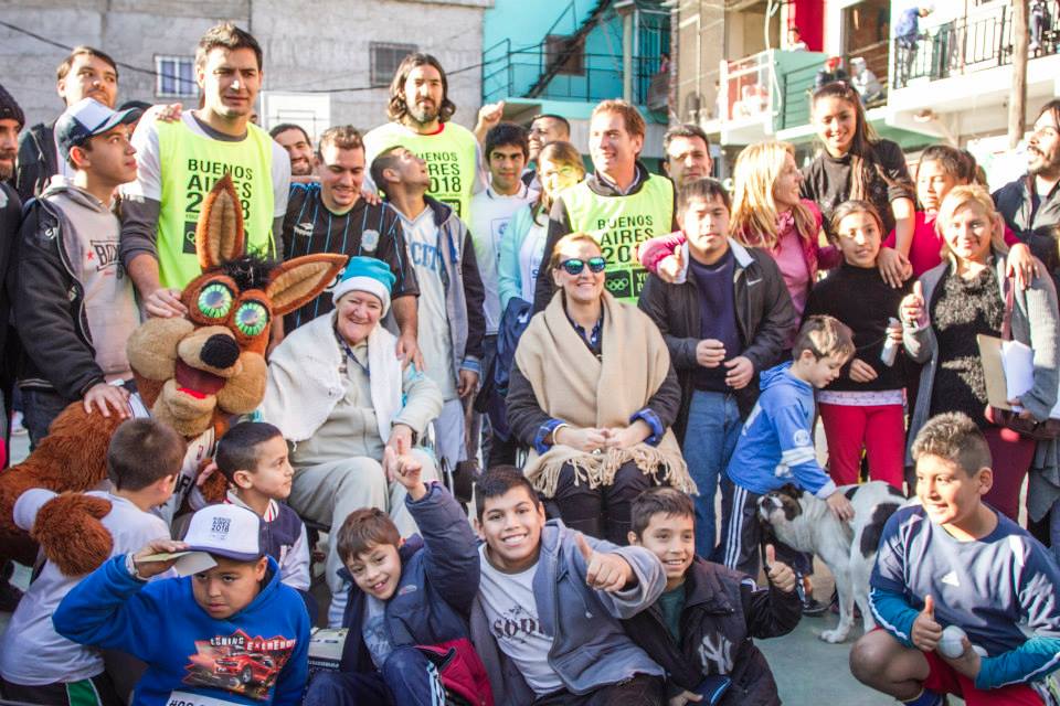 En la Villa 20 jugaron al básquet con Scola y Delfino