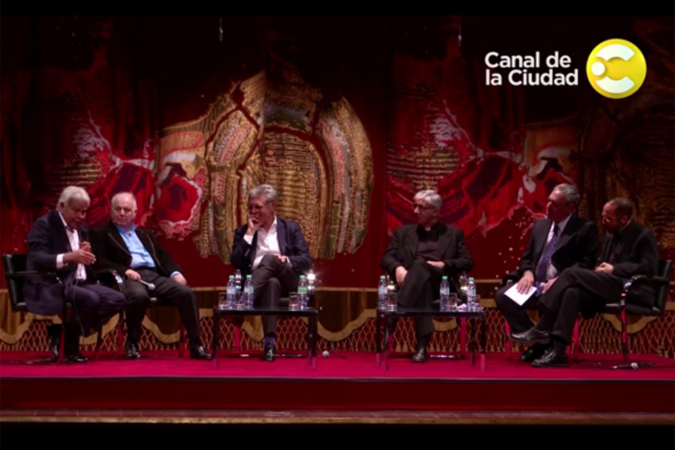 Daniel Barenboim participó de un encuentro por la paz en el Teatro Colón