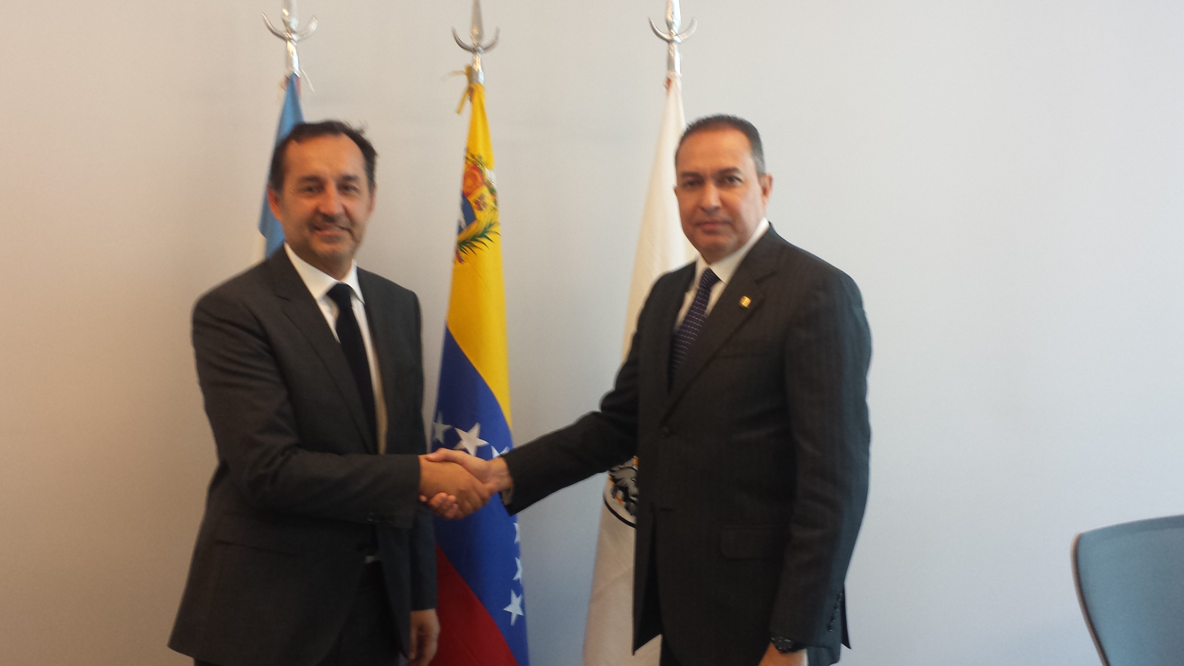 Diputado venezolano visitó sede del gobierno porteño