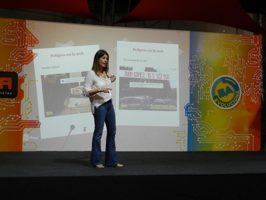 Hablamos en INNOVA sobre ‪#‎LOVIRTUALESREAL