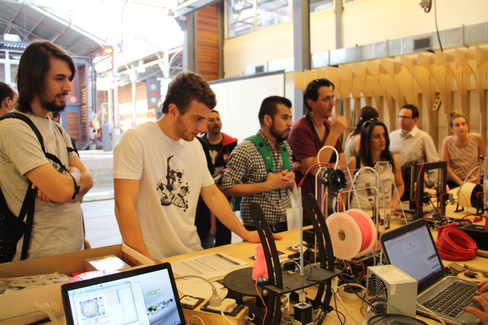 Feria de Hacedores y Creadores