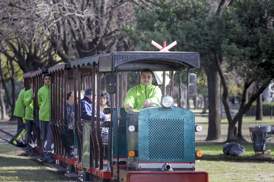 El Expreso Alegría recorre el Parque Avellaneda
