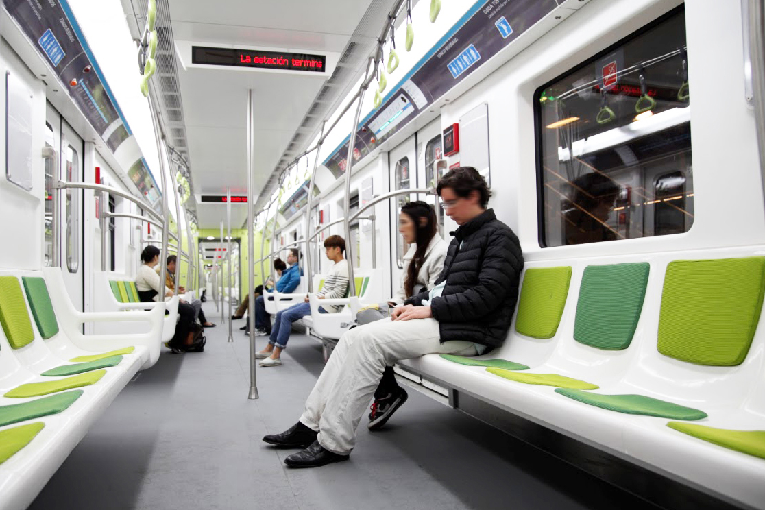 Subte: la línea A estrenó nuevos coches 