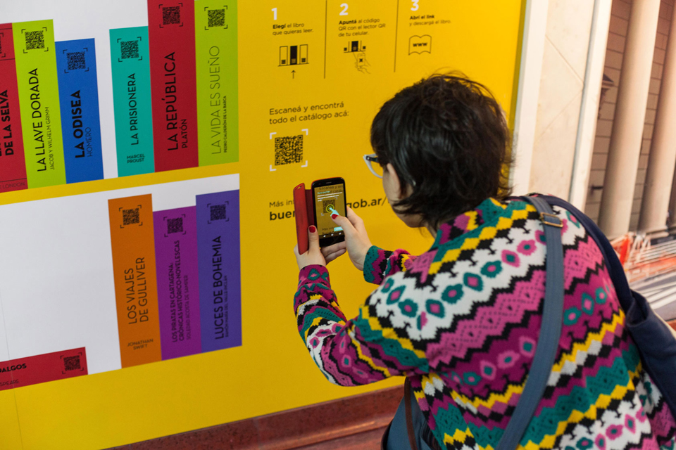 Nuevas bibliotecas virtuales en el Subte D