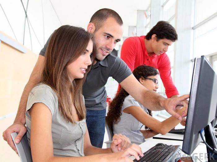 Primera jornada para construir la universidad del futuro