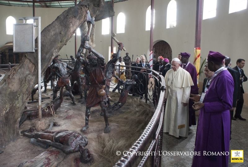 Francisco cerró su visita apostólica a Africa