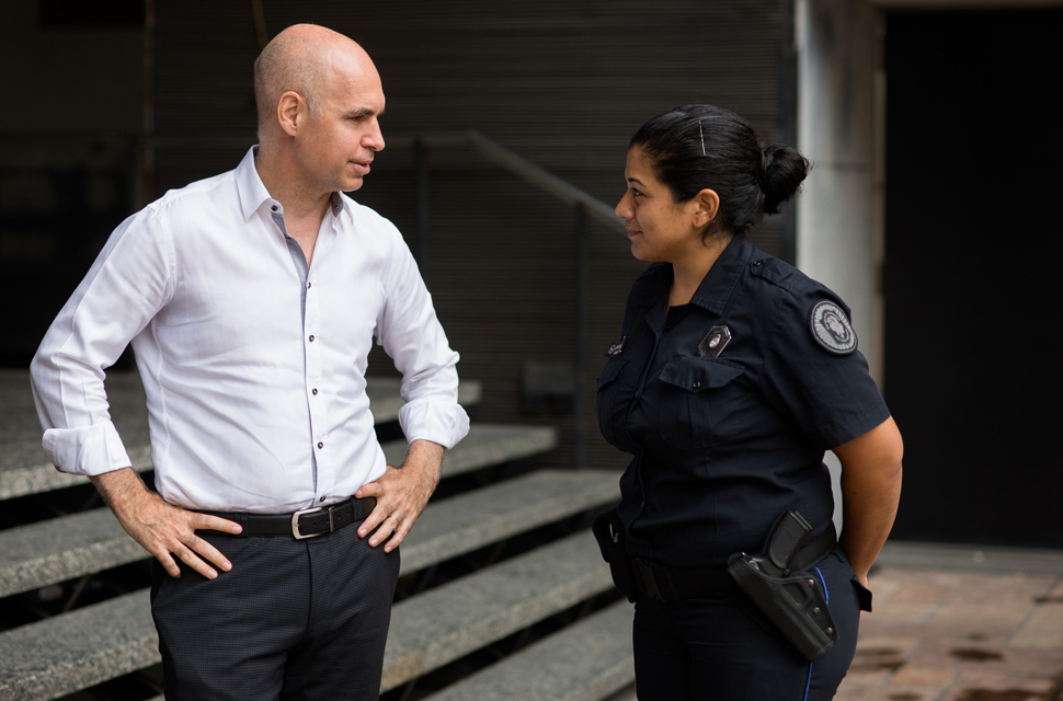 Horacio Rodríguez Larreta felicitó a la oficial de la Policía Federal de la Ciudad que previno una violación