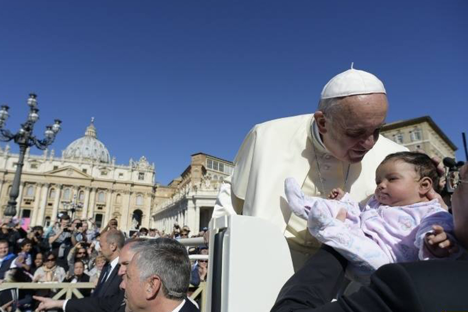 “Dios enseña a distinguir entre el pecado y el pecador”