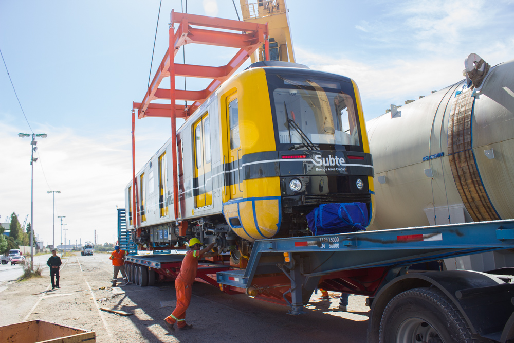 La Ciudad recibió nuevos coches para la Línea A