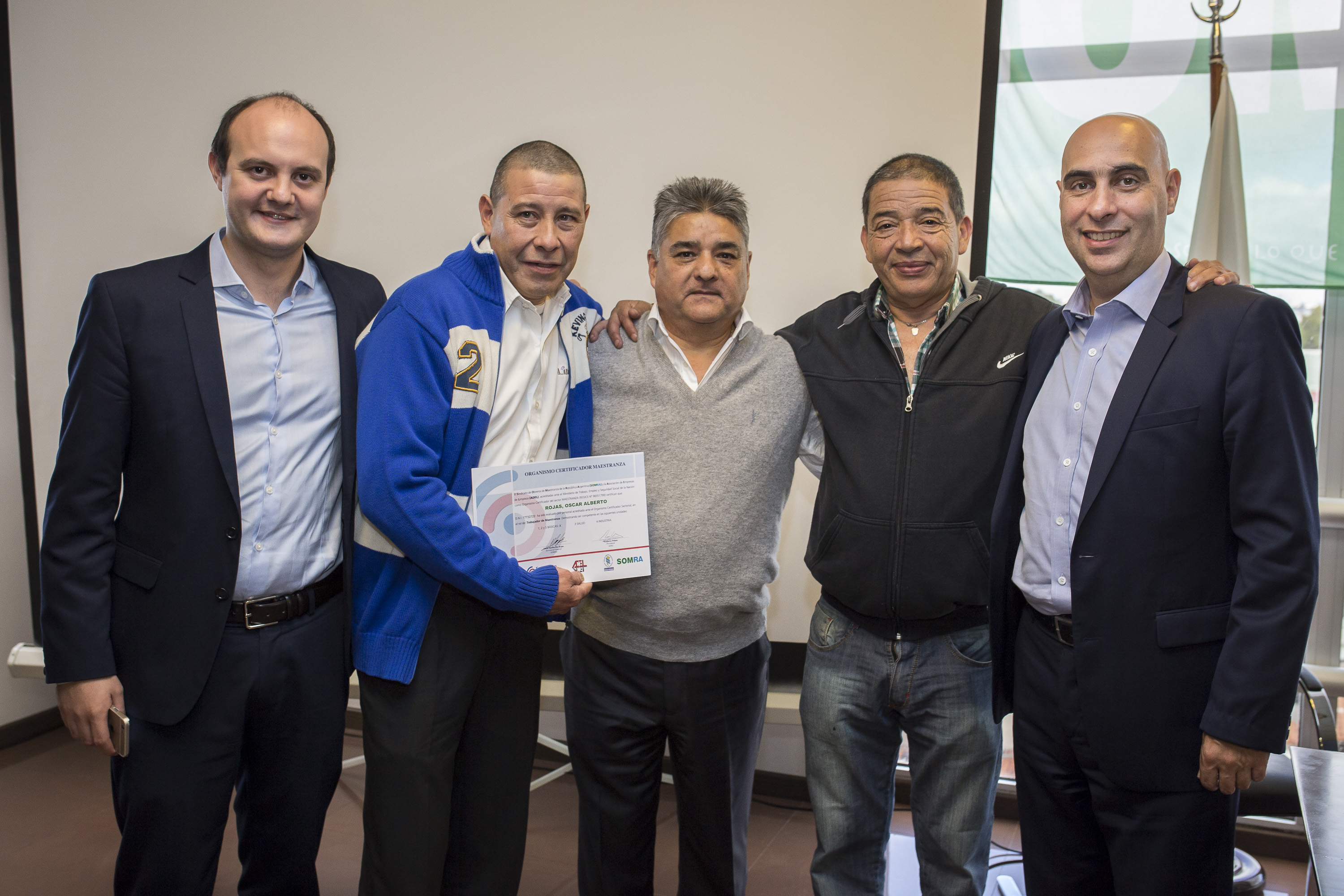 Sabor y Jarvis presentes en el acto de entrega de certificados de Competencias Laborales del SOMRA y ADEL