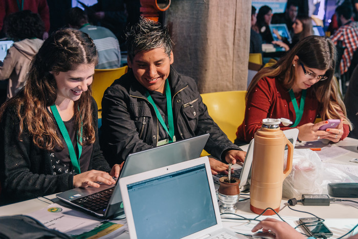 Ideatón Tercera Edad: integrando a los adultos mayores