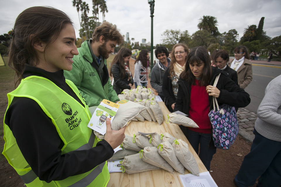 Un pedacito del bosque de Palermo para los vecinos