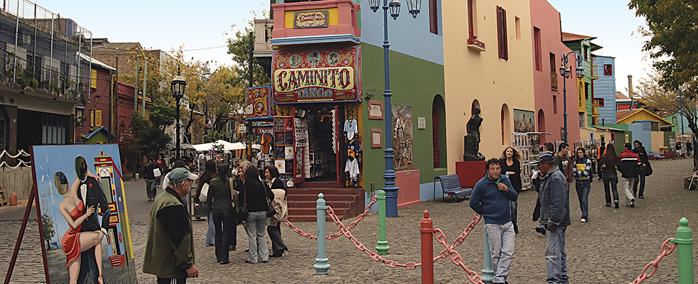 Sábado de inauguraciones en el Distrito de las Artes