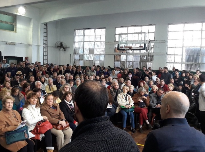 Reuniones entre vecinos y autoridades