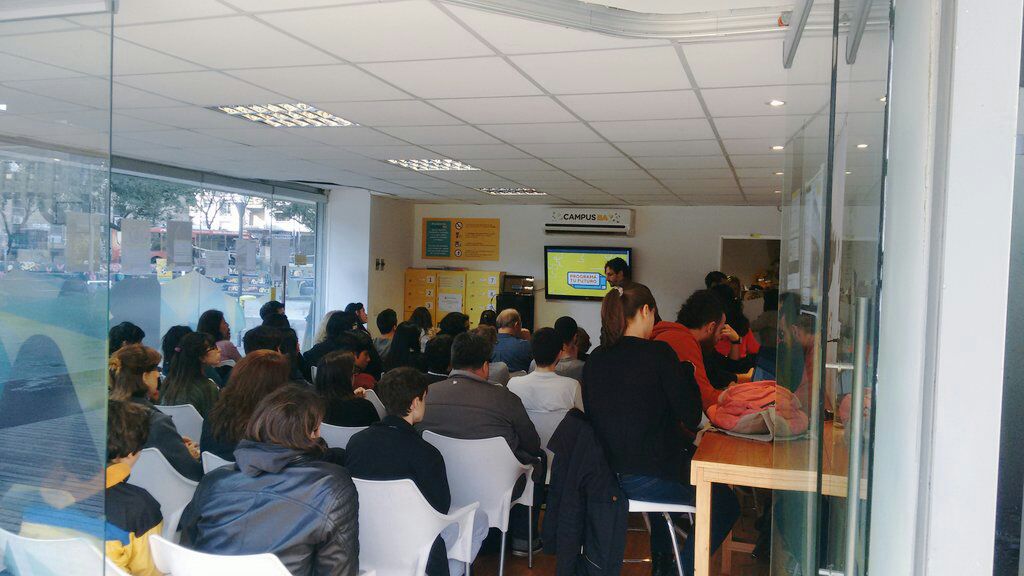 “Arrancó la tercera edición de los talleres iniciales de programación en ocho sedes de la Ciudad”