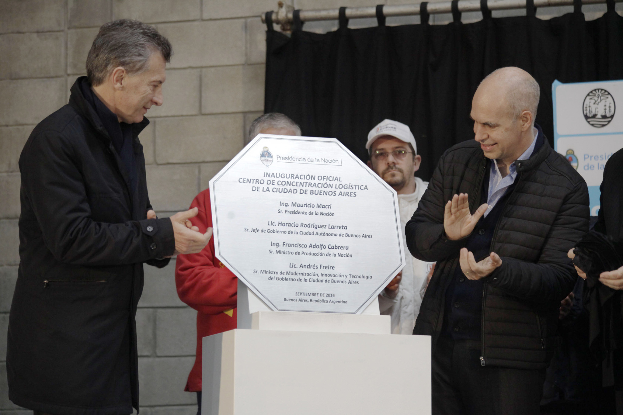 Macri y Rodríguez Larreta inauguraron un centro de cargas en Villa Soldati