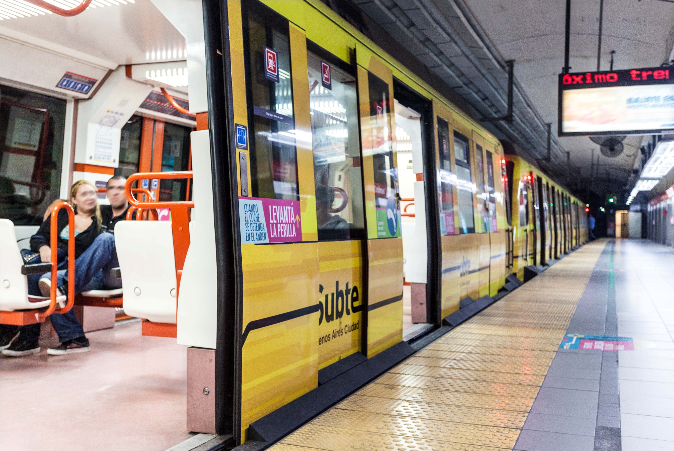 Subtes: ya circulan más de 200 coches con aire en la red