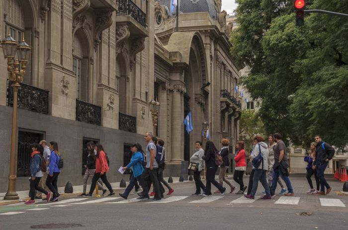 Construyendo ciudadanía metropolitana 