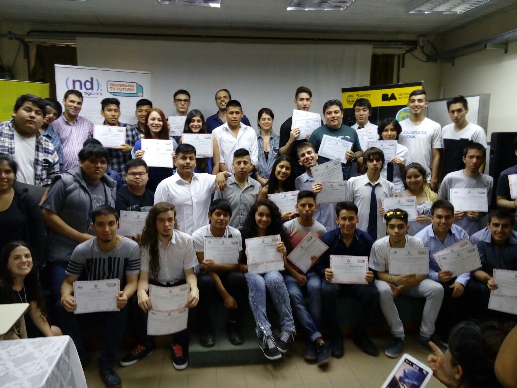 Programá tu futuro realizó la entrega de diplomas del cierre de pasantías 