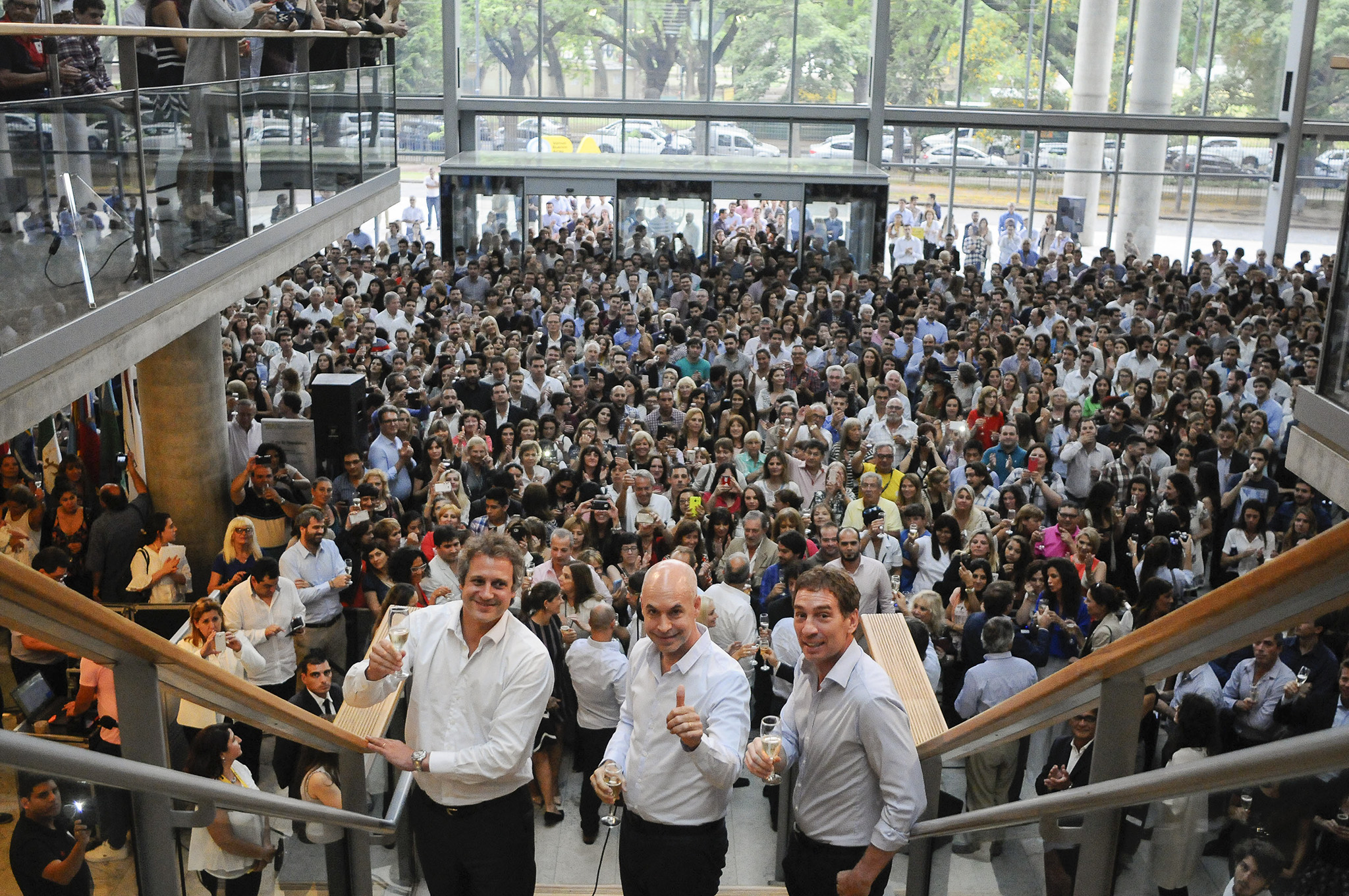 Rodríguez Larreta brindó con los empleados de la Ciudad en la sede de Gobierno