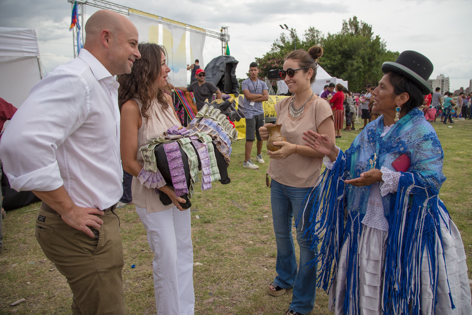 La Ciudad y la colectividad boliviana celebraron la Fiesta de Alasita