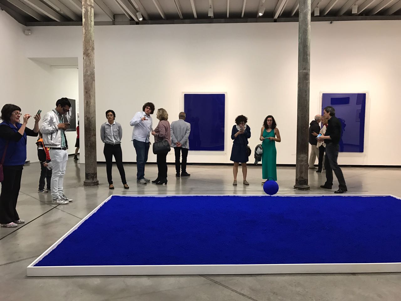 Retrospectiva de Yves Klein en Fundación Proa