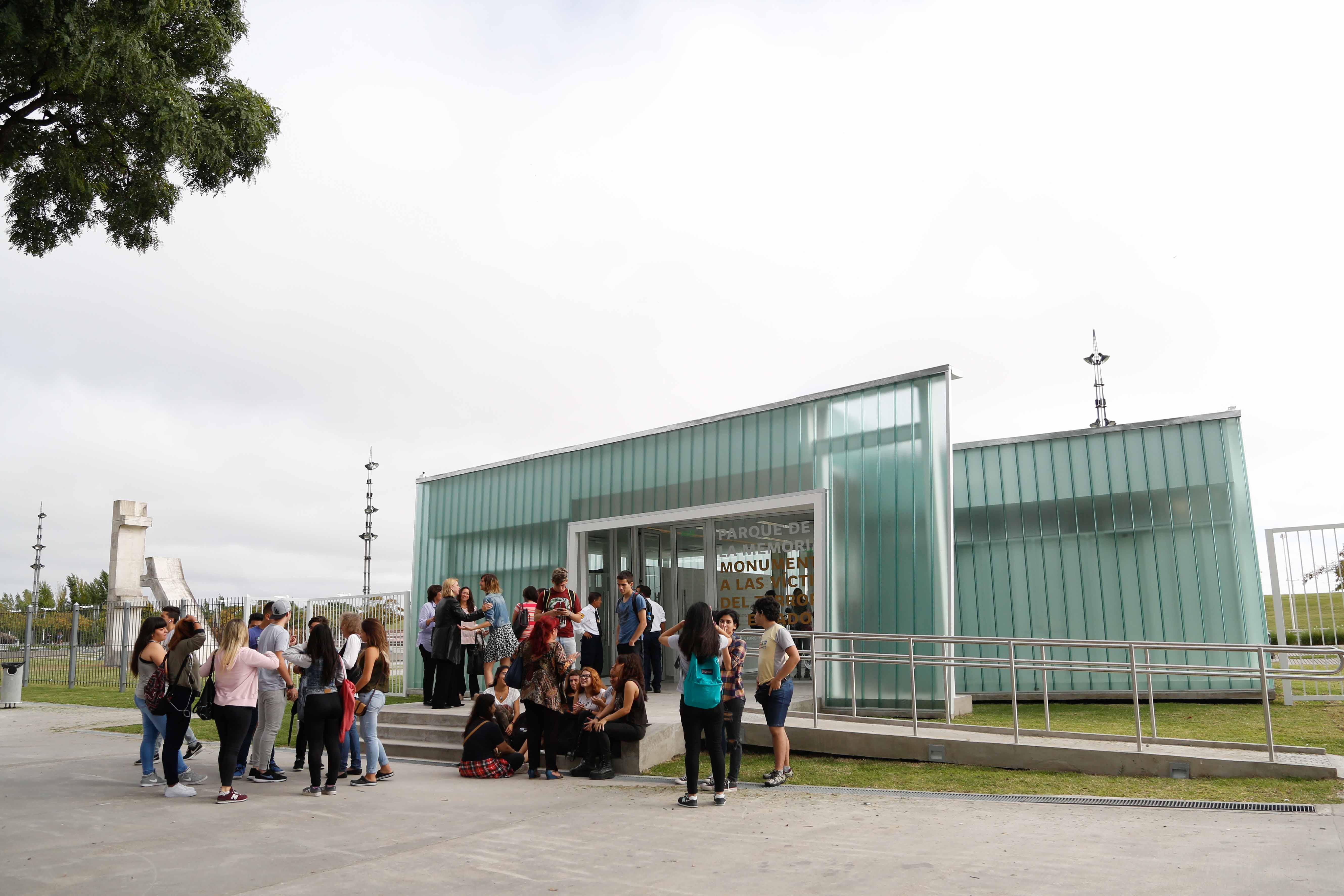 Nuevo Pabellón de Acceso al Parque de la Memoria