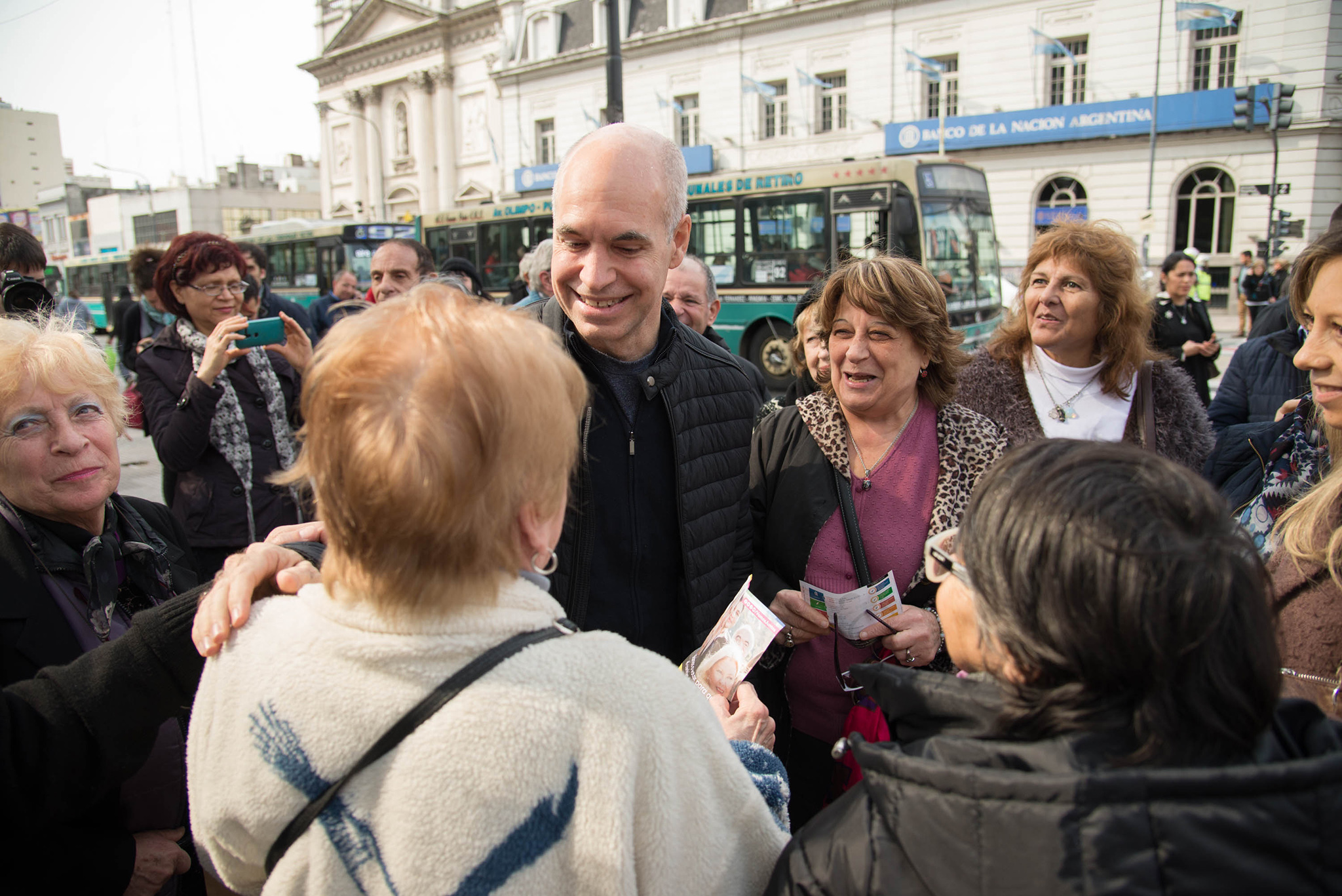 La Ciudad inauguró el Centro de Trasbordo Flores