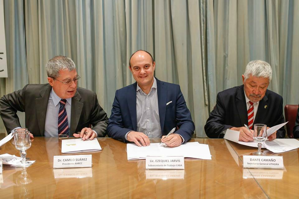 Convenio para fortalecer las relaciones laborales