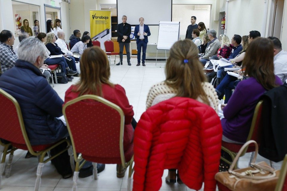 Comenzaron las jornadas de capacitación para personas mayores de 45 años