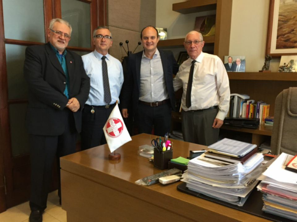 Reunión con la Asociación de Médicos de la Actividad Privada