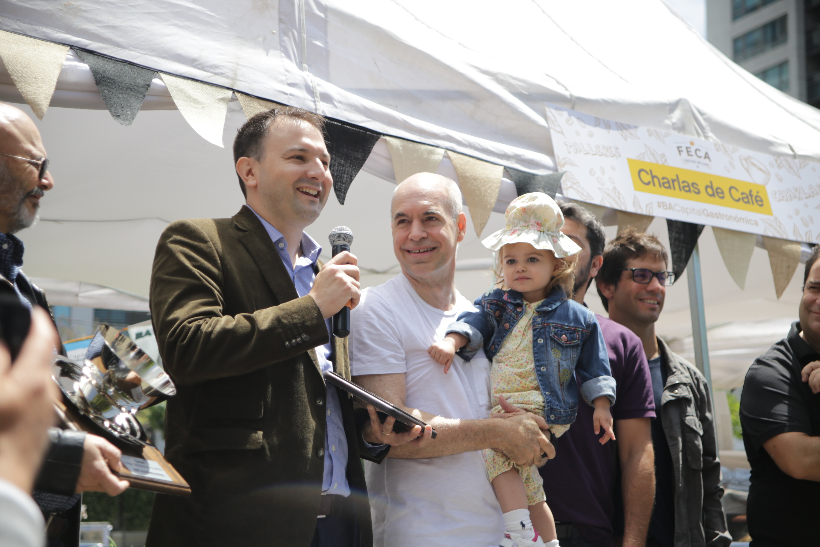 Las Violetas, el mejor Café Notable de la Ciudad