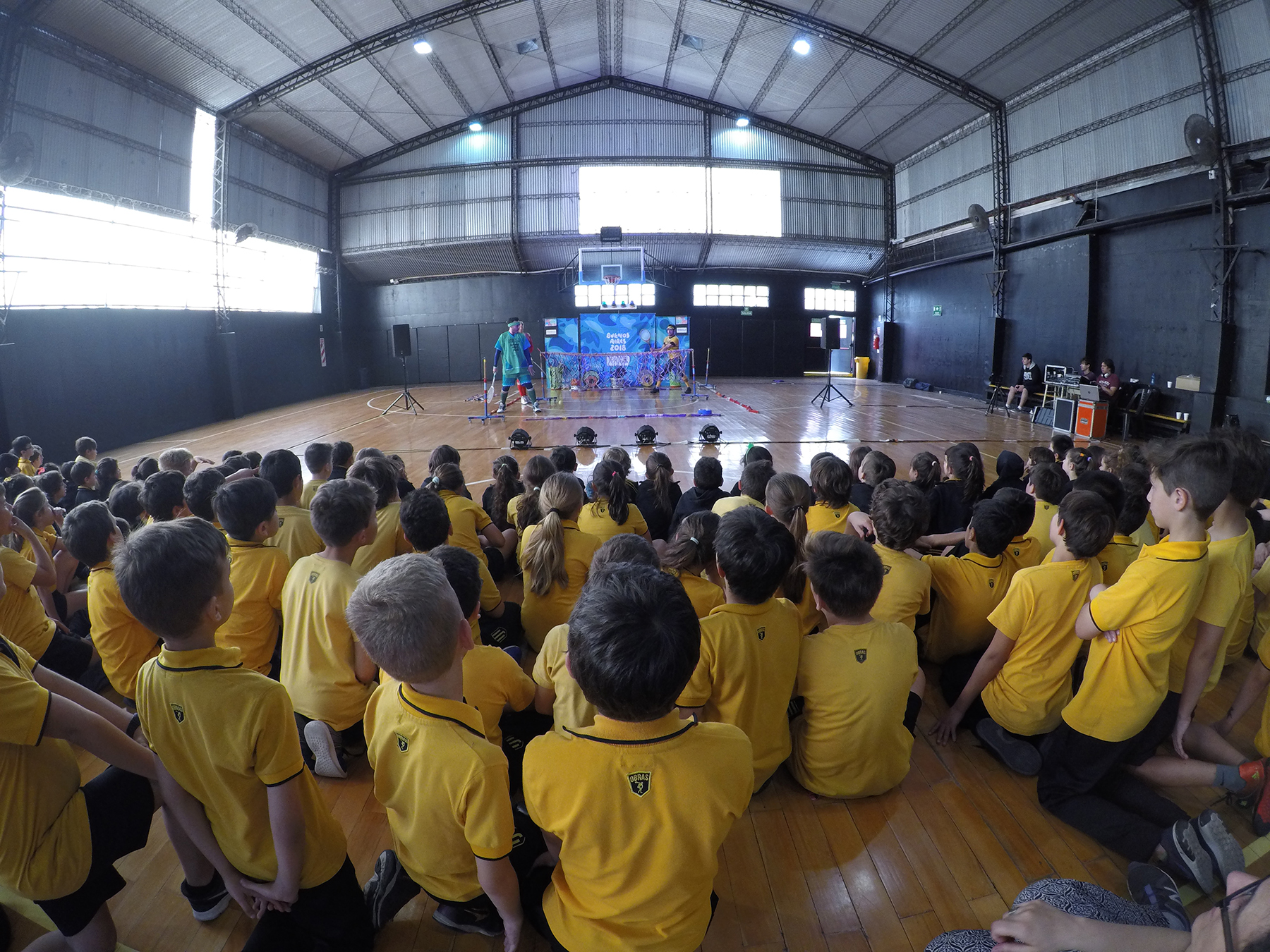 Juegos Olímpicos de la Juventud 2018: los alumnos se lucen en el teatro itinerante