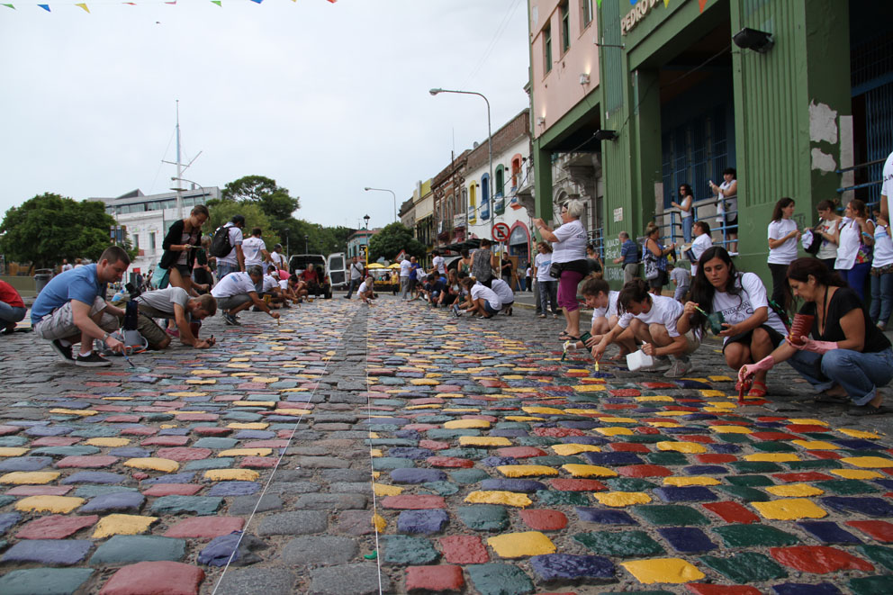 Olavarría en colores: intervención colectiva en La Boca