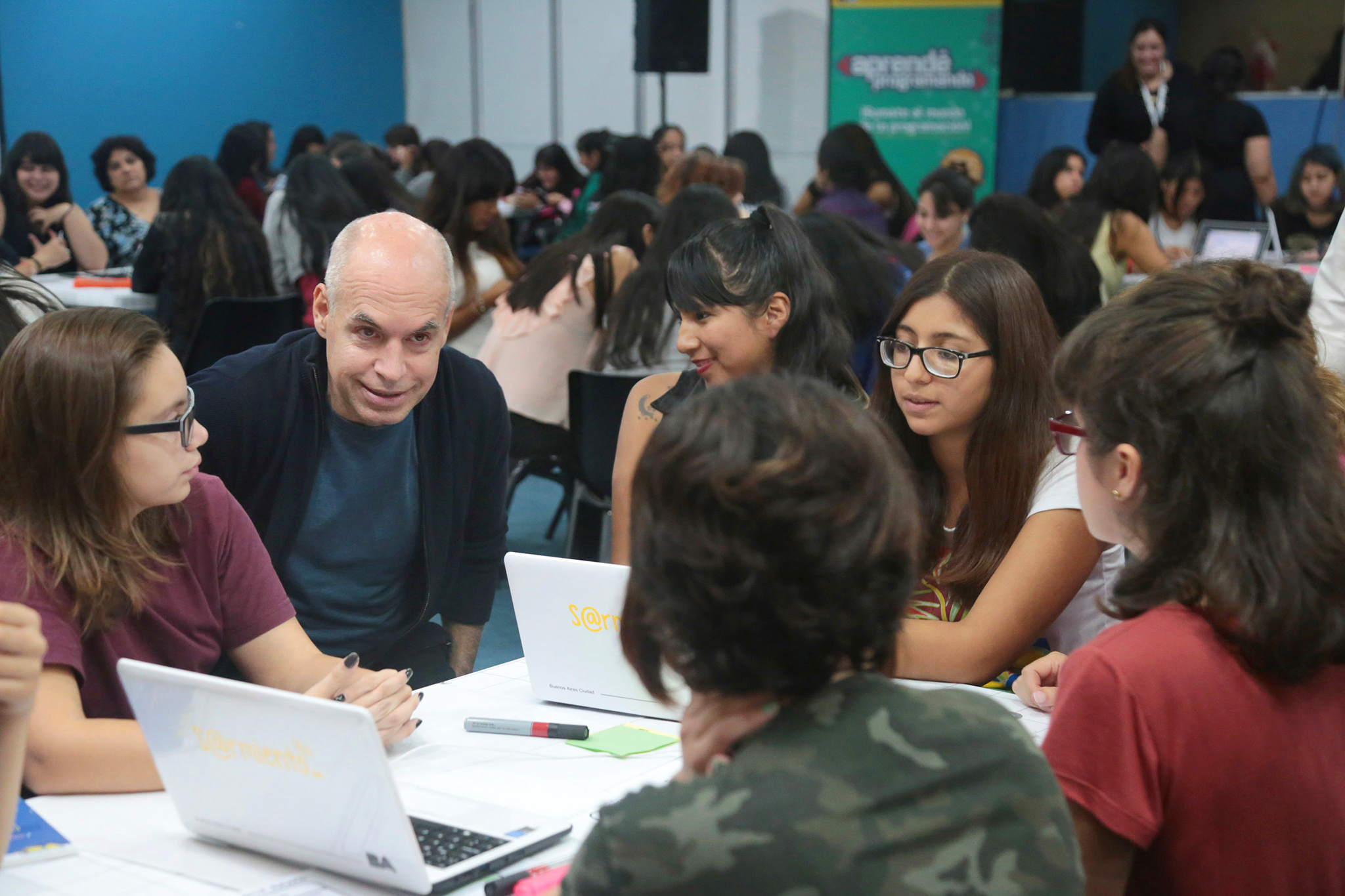 Rodríguez Larreta participó con 250 alumnas del curso Aprendé Programando: “Los trabajos del futuro van por este lado”