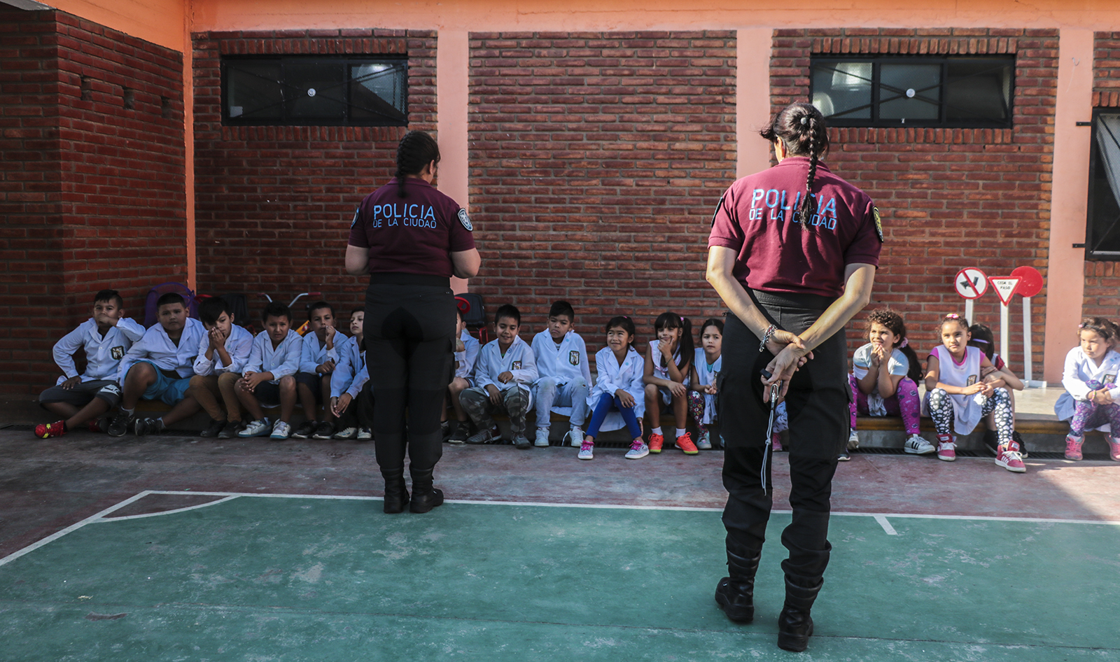 La Policía de la Ciudad realizó un taller de Educación Vial dirigido a niños de entre 6 y 8 años 