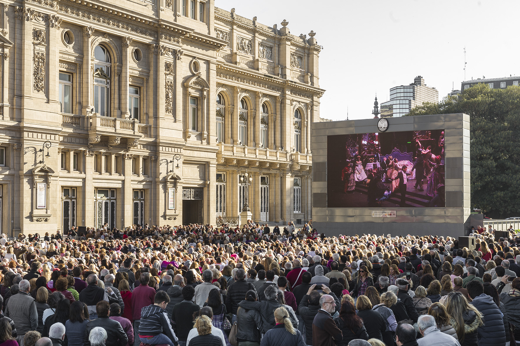 El estreno de la ópera "Aída" se verá gratis en Plaza Vaticano y ocho ciudades del interior