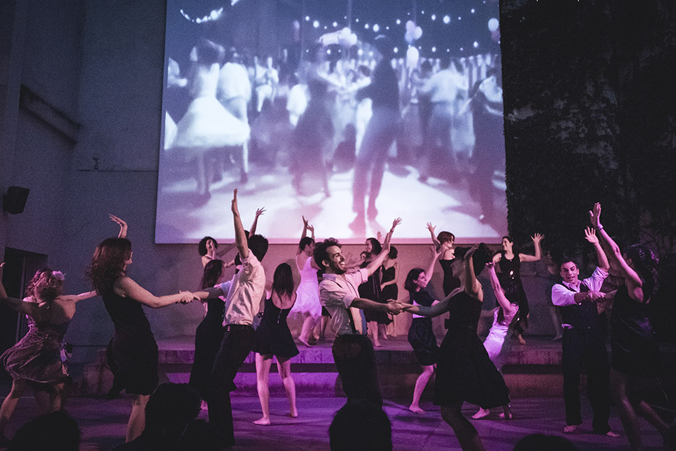 "Bailemos en el hall" llega al Teatro San Martín