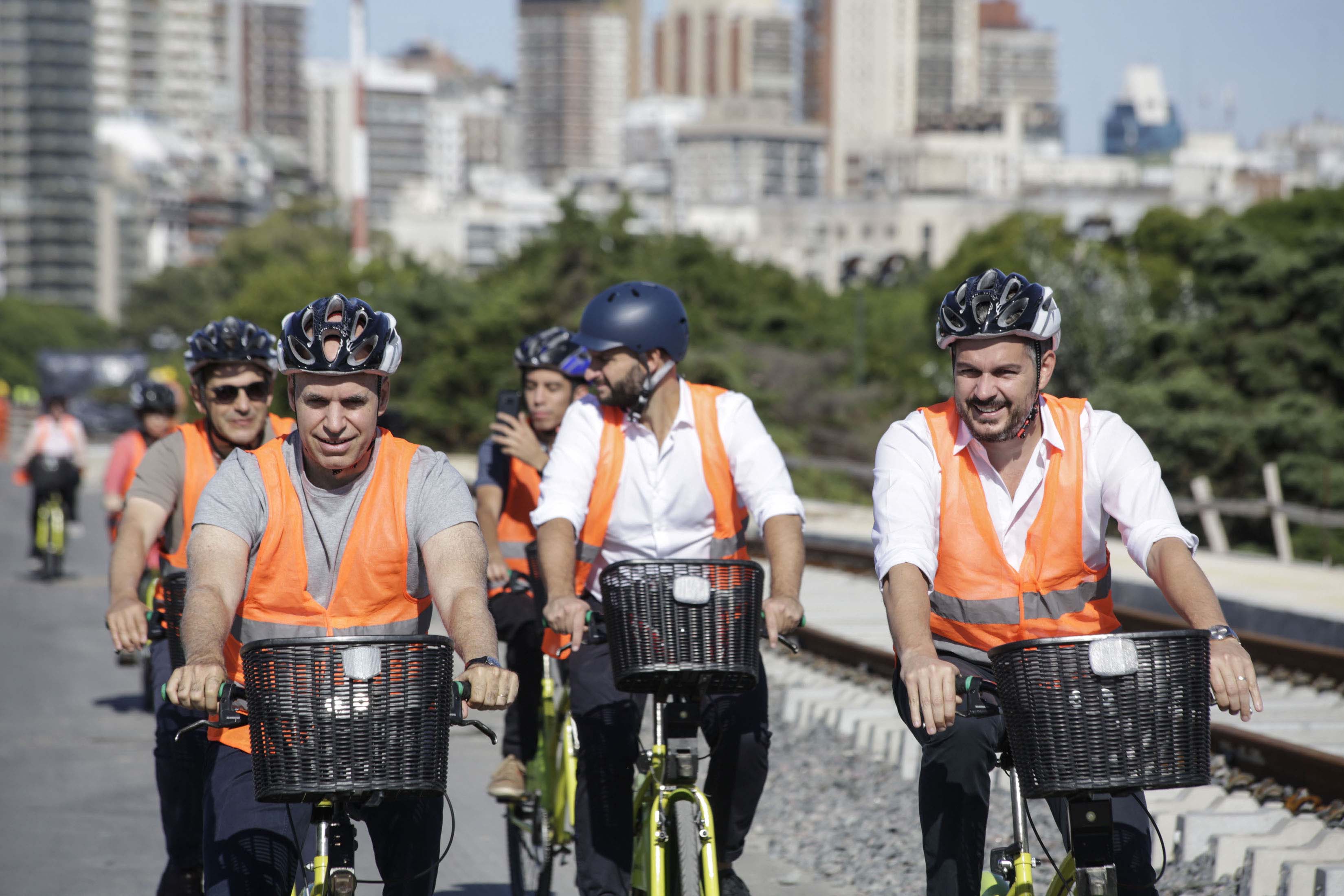 Horacio Rodríguez Larreta recorrió junto a Marcos Peña la obra del Viaducto Mitre